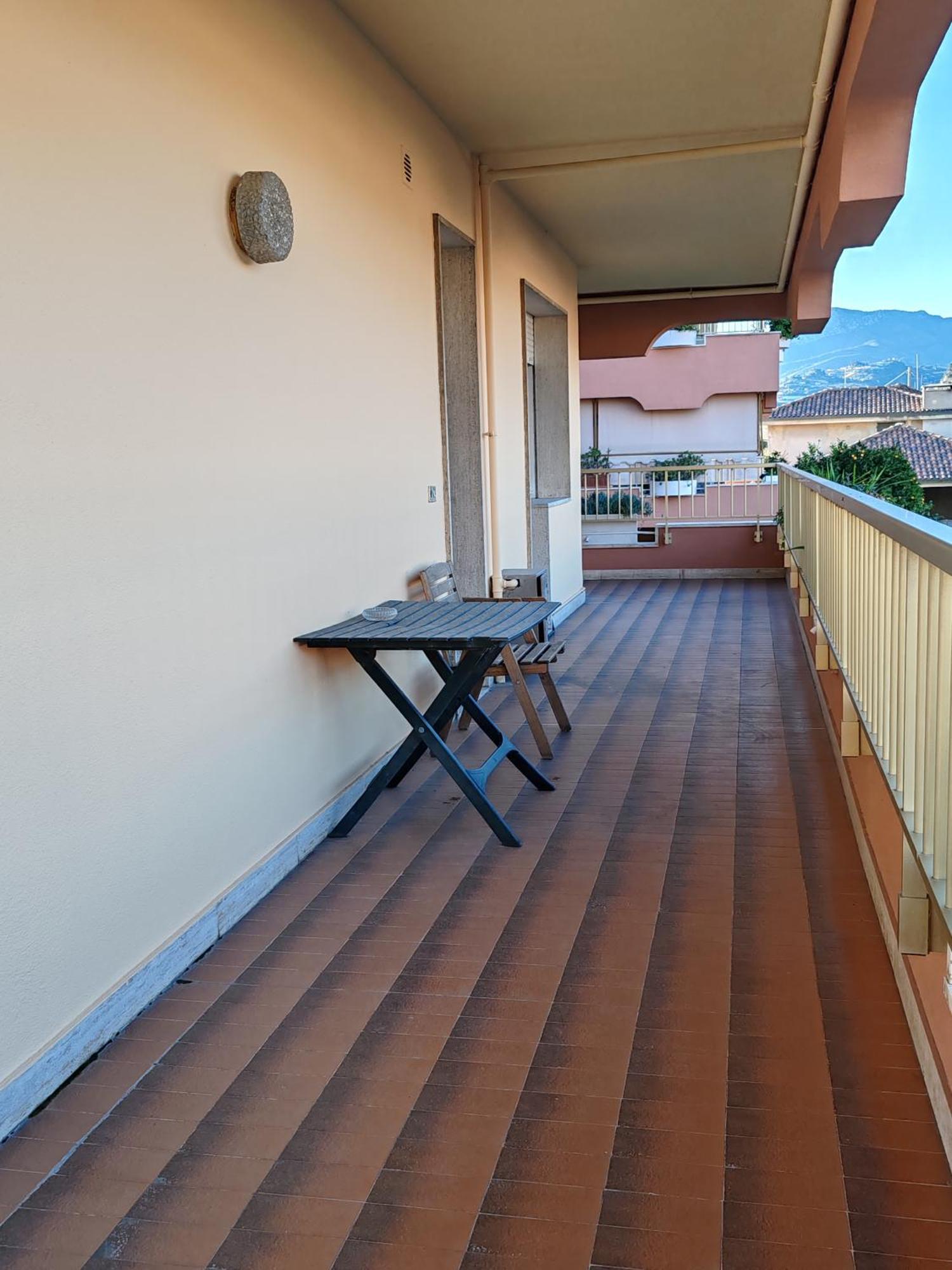 Relax Al Mare Apartment Vallecrosia Exterior photo